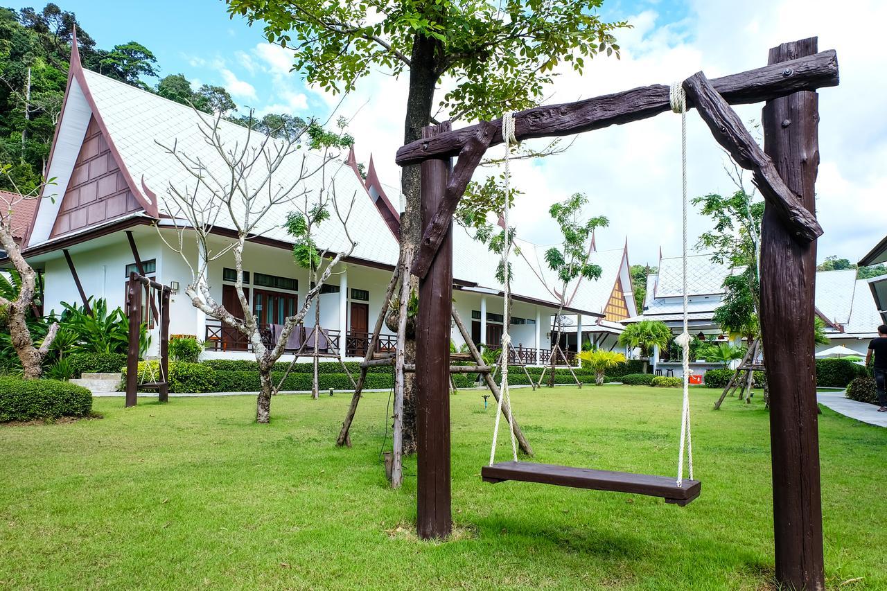 Bhu Tarn Koh Chang Resort & Spa Ngoại thất bức ảnh