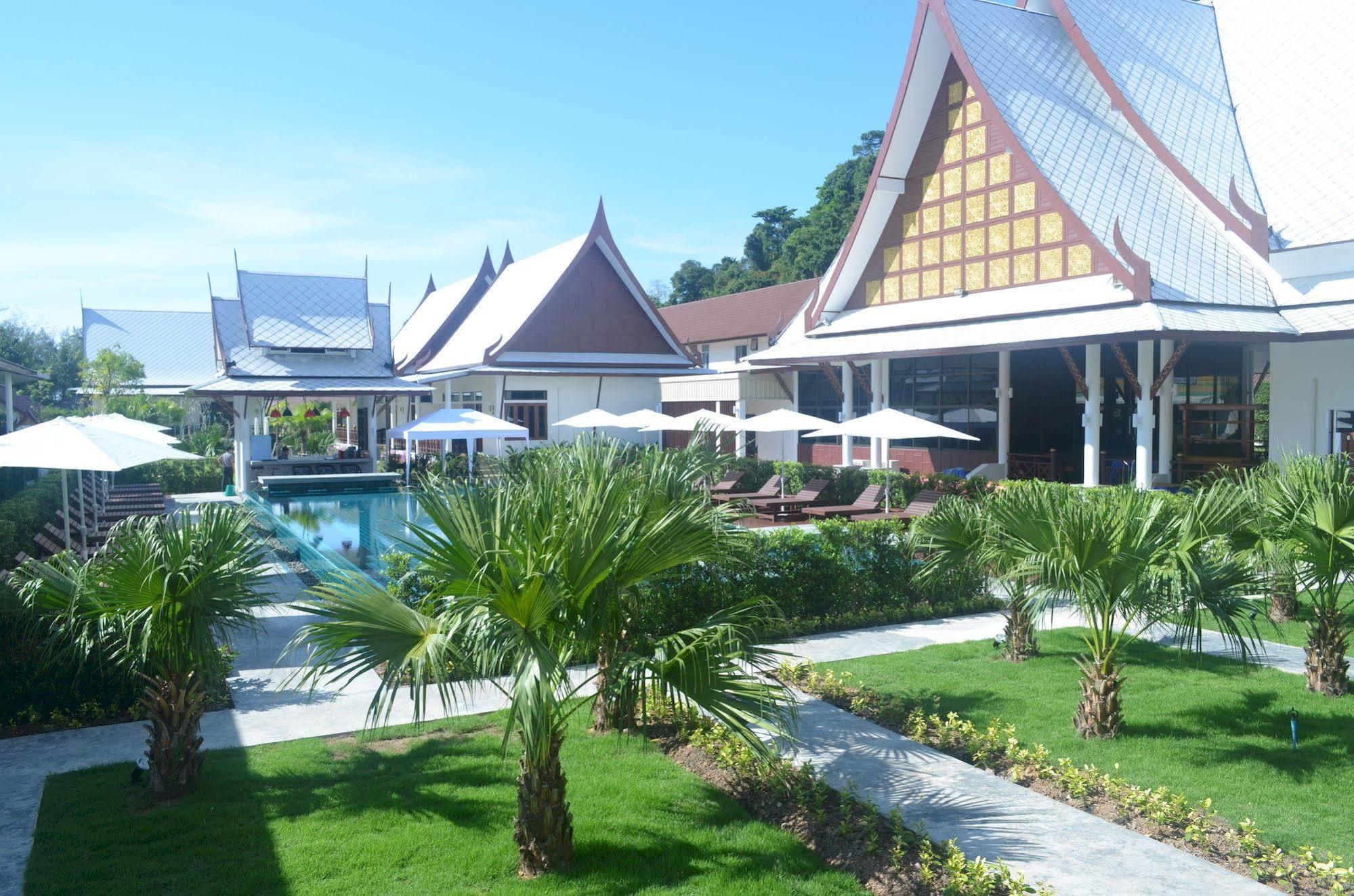 Bhu Tarn Koh Chang Resort & Spa Ngoại thất bức ảnh