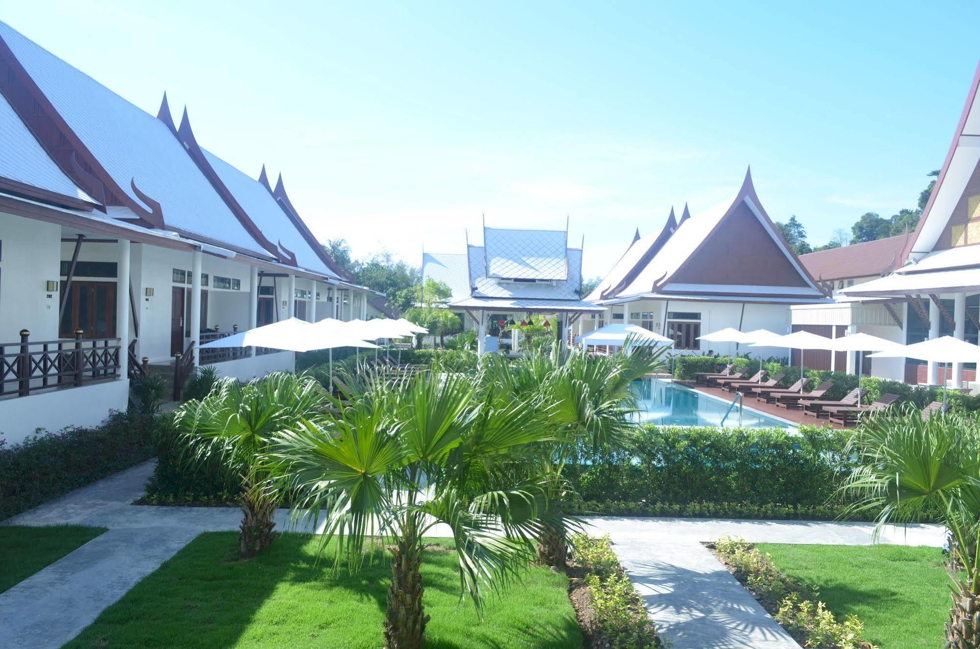 Bhu Tarn Koh Chang Resort & Spa Ngoại thất bức ảnh