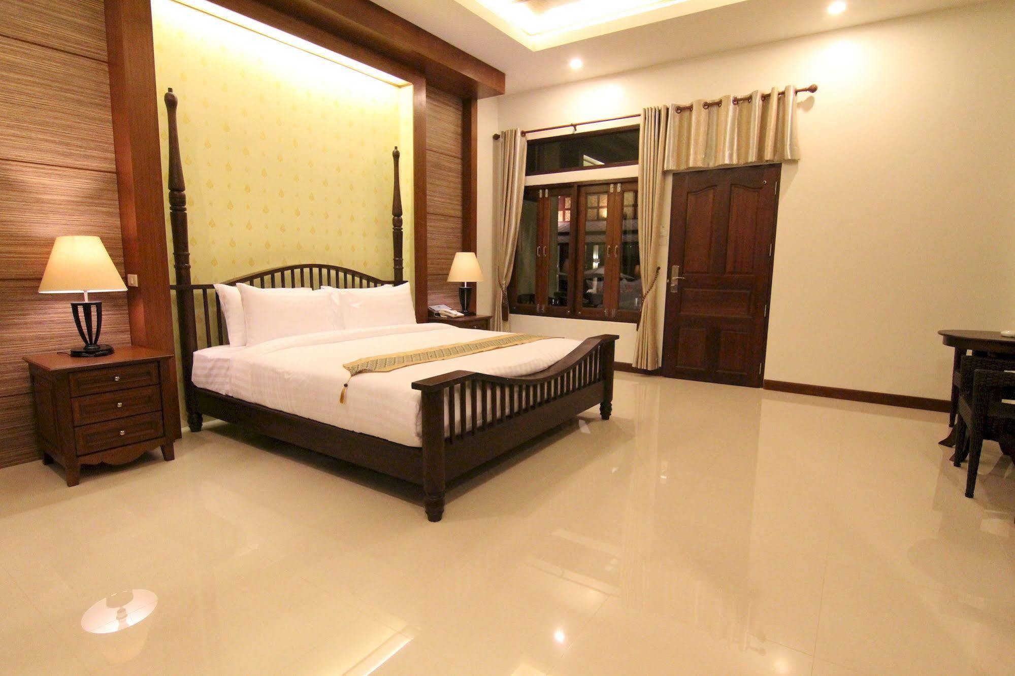 Bhu Tarn Koh Chang Resort & Spa Ngoại thất bức ảnh