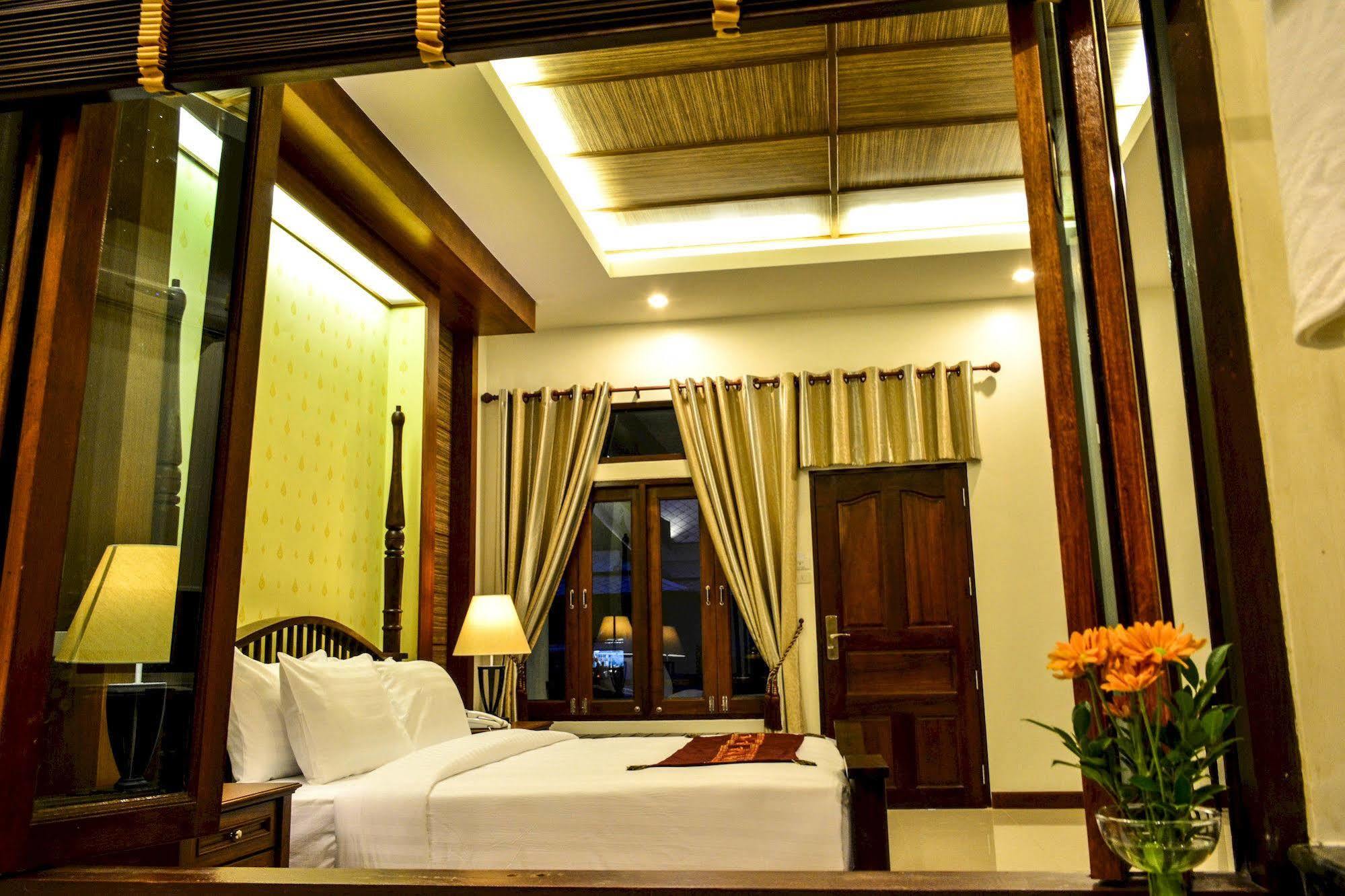 Bhu Tarn Koh Chang Resort & Spa Ngoại thất bức ảnh