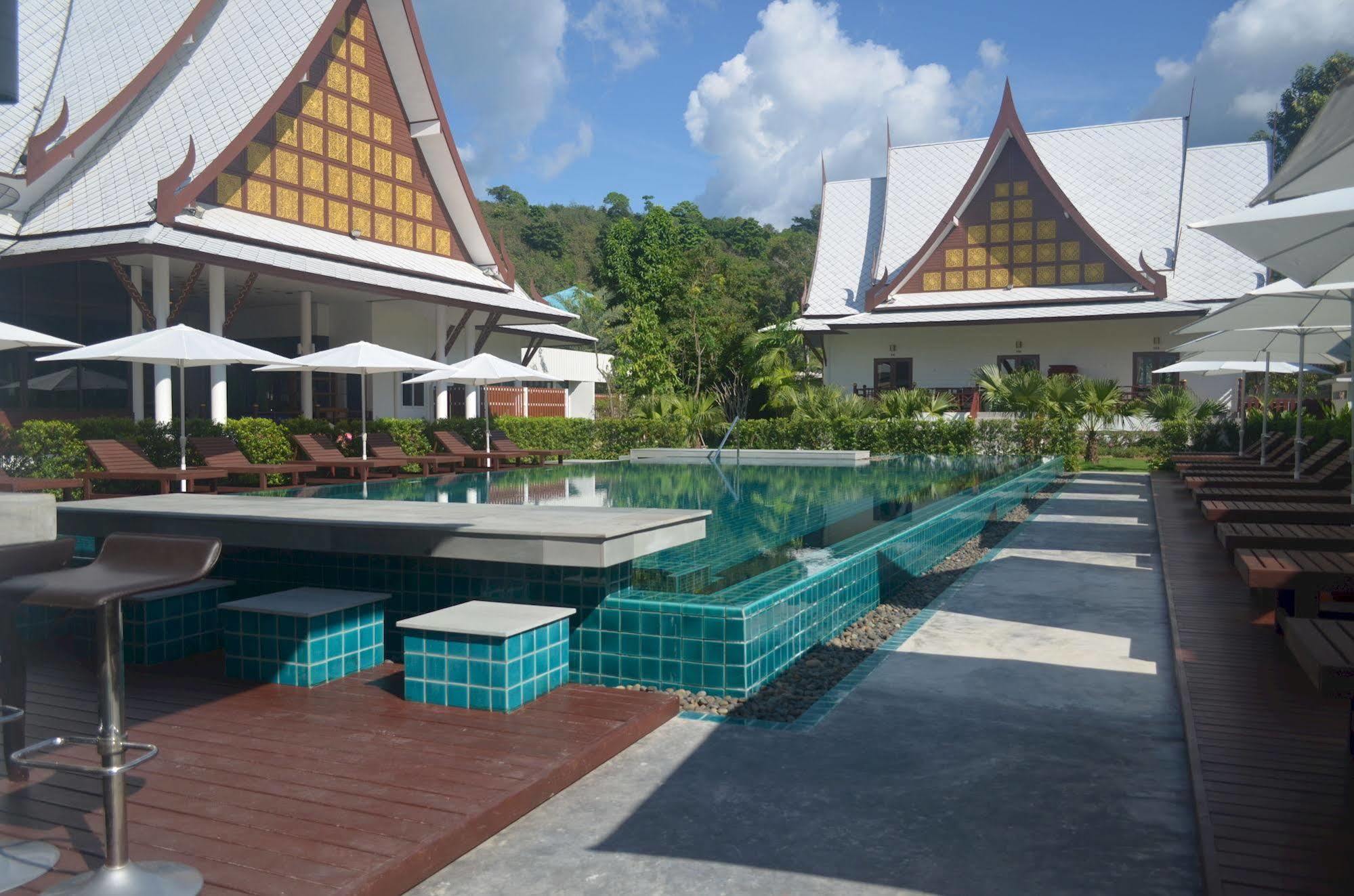 Bhu Tarn Koh Chang Resort & Spa Ngoại thất bức ảnh